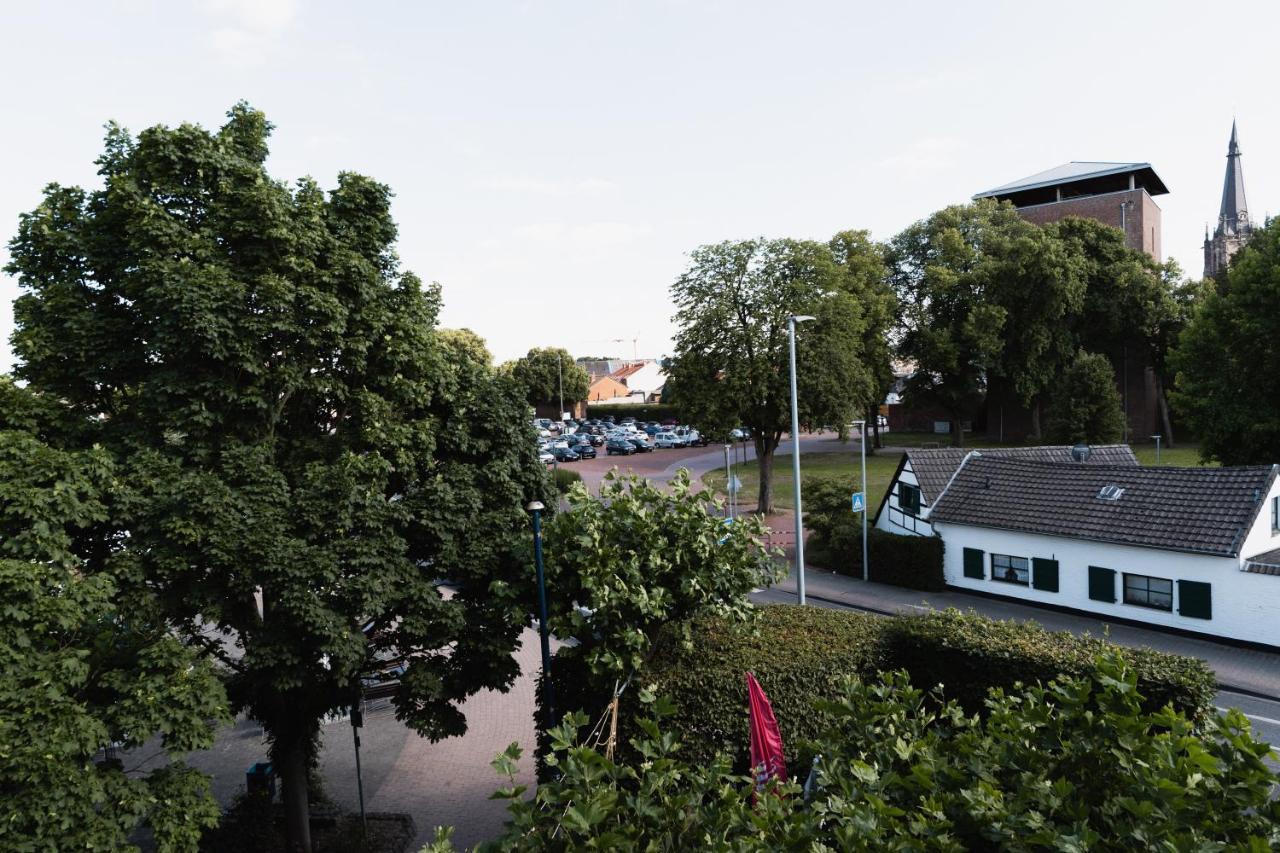 Hotel Am Weiher Erkelenz Bagian luar foto