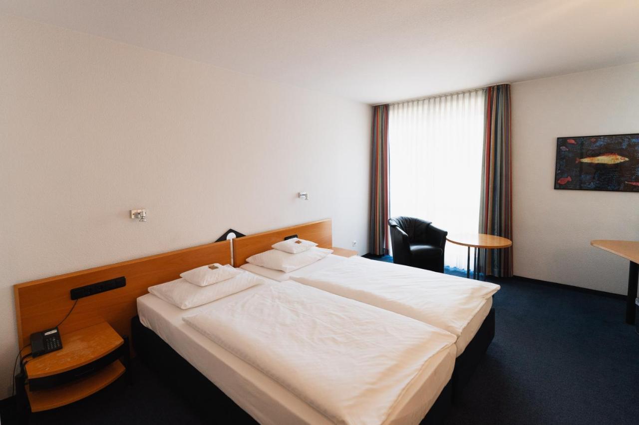 Hotel Am Weiher Erkelenz Bagian luar foto