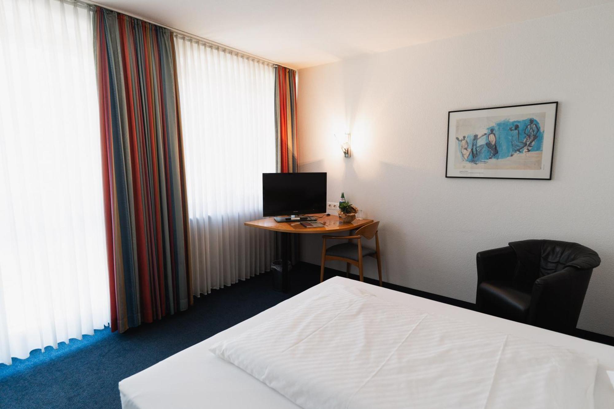 Hotel Am Weiher Erkelenz Bagian luar foto