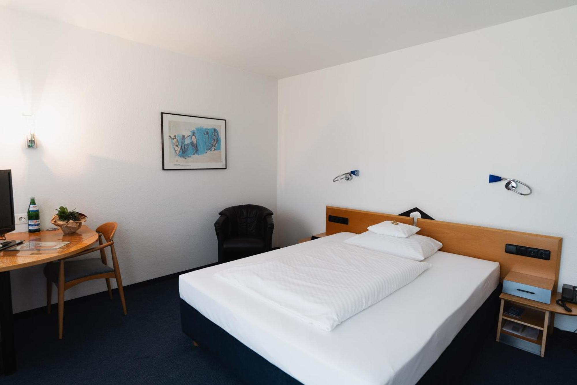 Hotel Am Weiher Erkelenz Bagian luar foto
